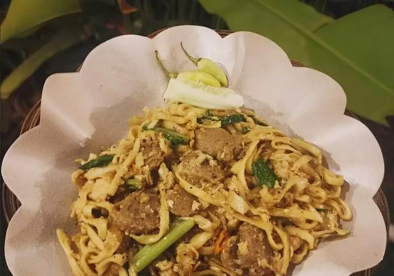 Rubikz Hostel & Cafe