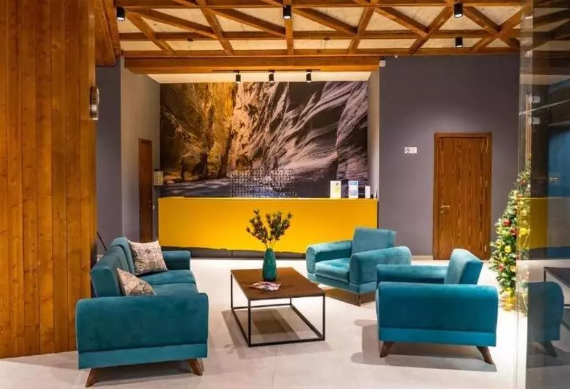 The Valley Residence & Spa Suite 223