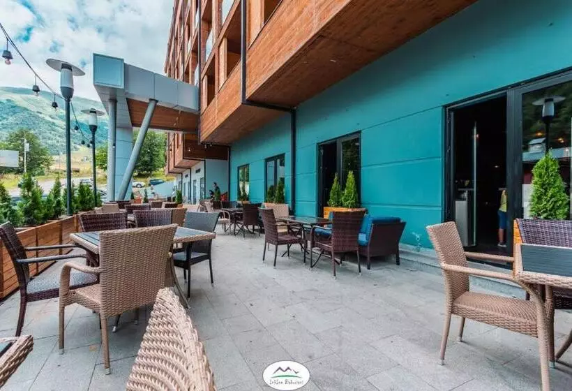 The Valley Residence & Spa Suite 223