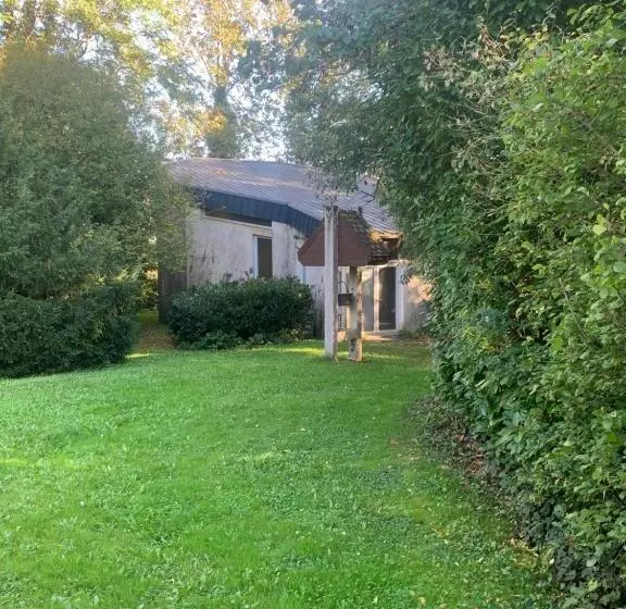 ベッドアンドブレックファースト Chambre D’hôtes Le Prieuré