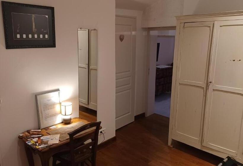 ベッドアンドブレックファースト Domaine Des Mauves