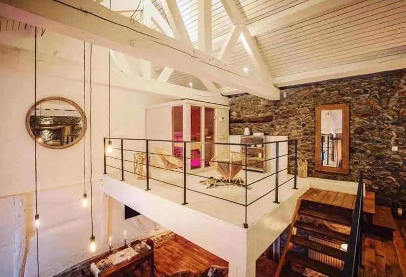 Aamiaismajoitus (B&B) Le Sanglier Amoureux