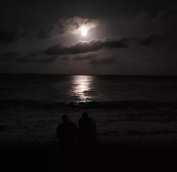 Aamiaismajoitus (B&B) Naraha Beach House