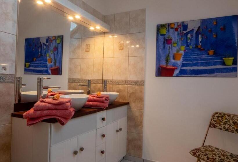 Bed and Breakfast Reves De Baie Accueillant, Paisible, Vue Panoramique Exceptionnelle