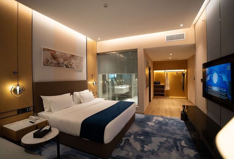 ホテル Best Western Plus Danat Almansak