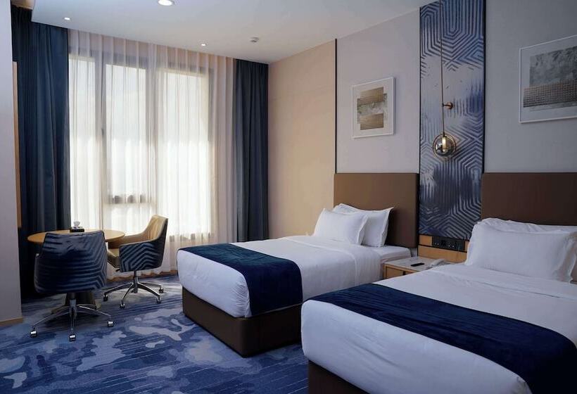 ホテル Best Western Plus Danat Almansak