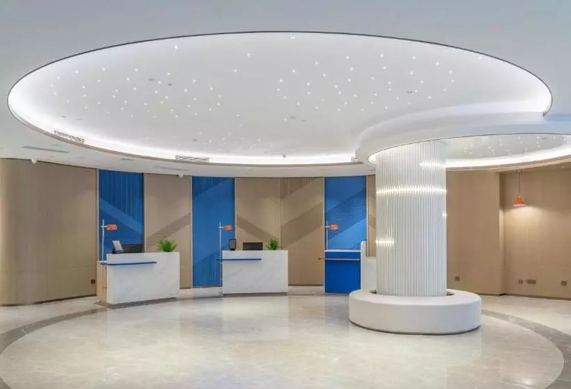 Hotelli Holiday Inn Express Dandong City Center, An Ihg