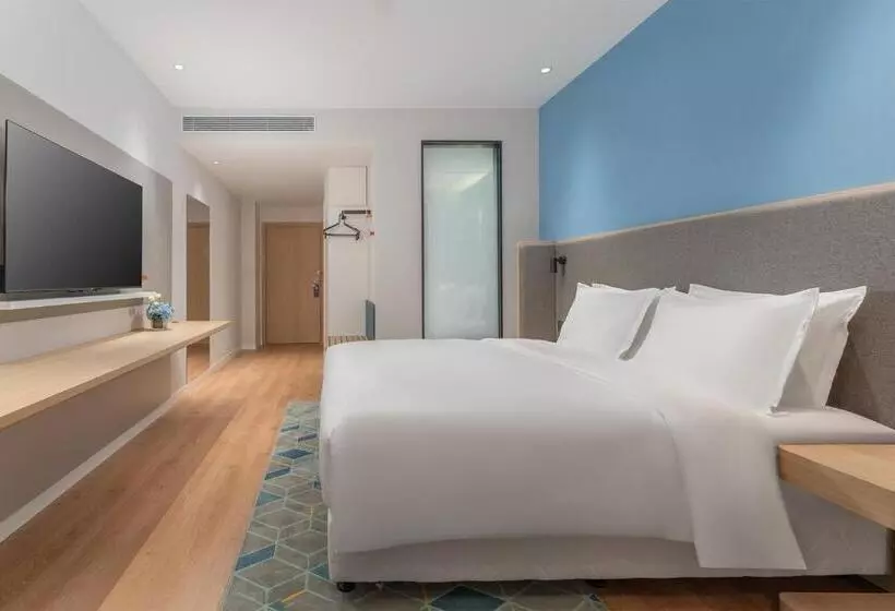 Hotelli Holiday Inn Express Dandong City Center, An Ihg