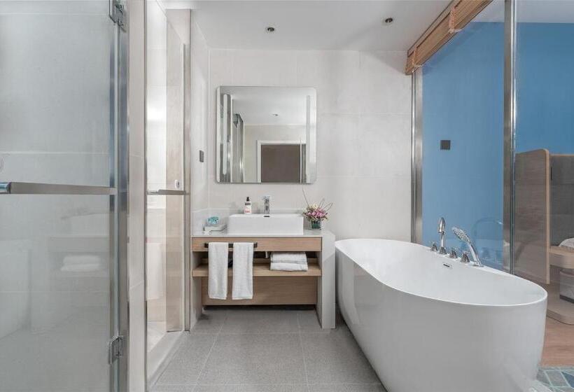 호텔 Holiday Inn Express Dandong City Center, An Ihg