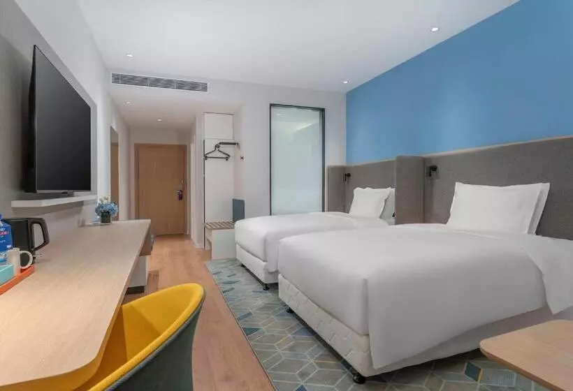 Hotelli Holiday Inn Express Dandong City Center, An Ihg