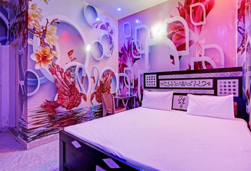 בית מלון כפרי Oyo Ajay Guest House