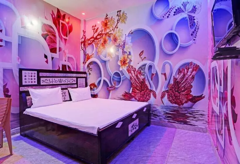 ホテル Oyo Ajay Guest House