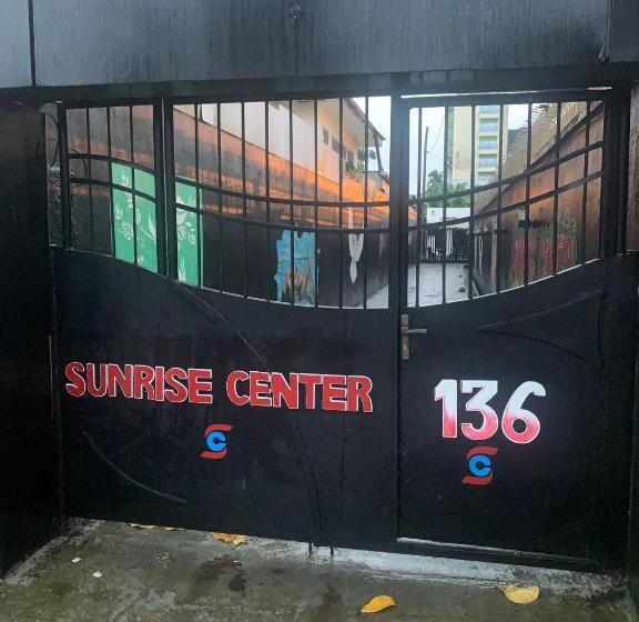 هتل Sunrise Center Bonapriso