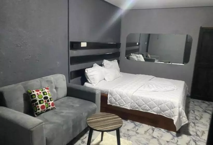 هتل Sunrise Center Bonapriso