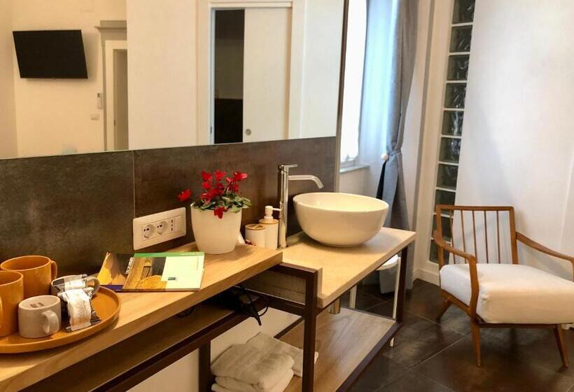 פנסיון Dimor A S