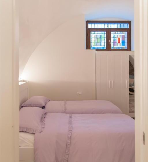 פנסיון La Curt Guest House