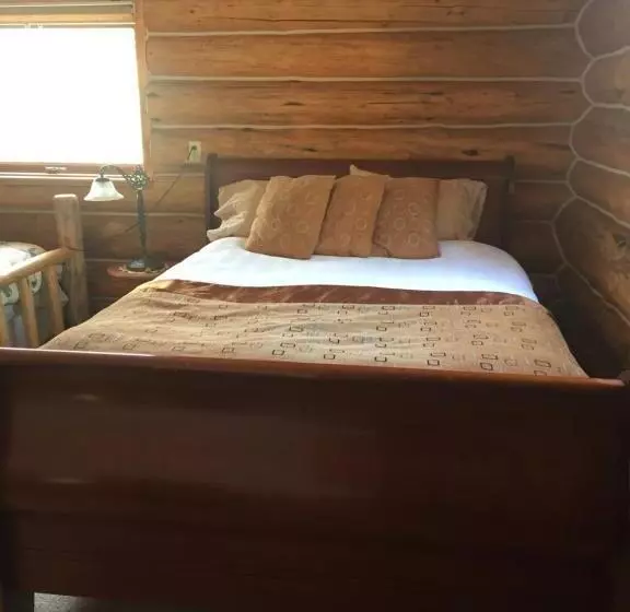 ペンション Valemount Mountain Retreat Guesthouse