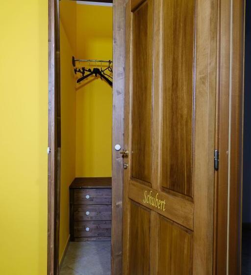 Aamiaismajoitus (B&B) Villa Musica