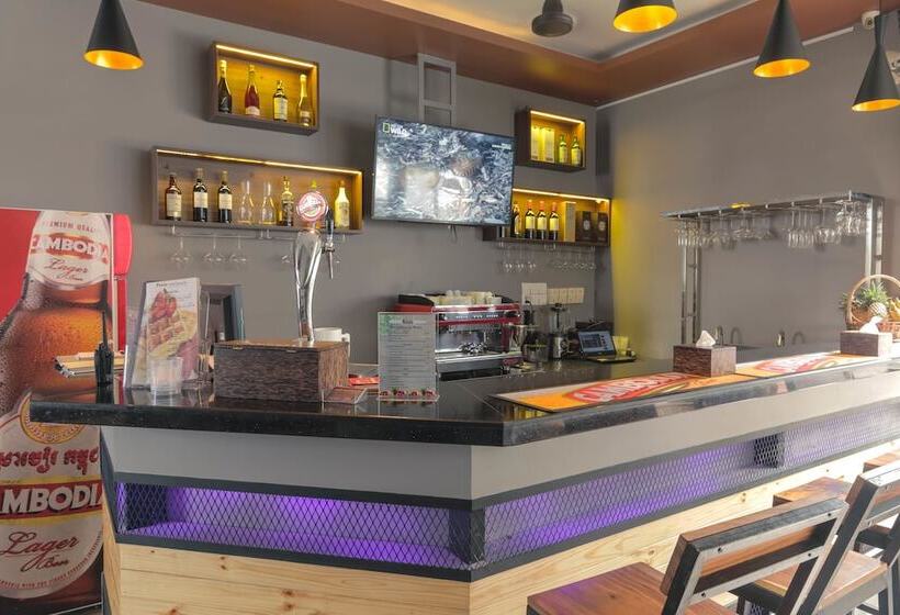 Feliz Hostel Cafe & Bar