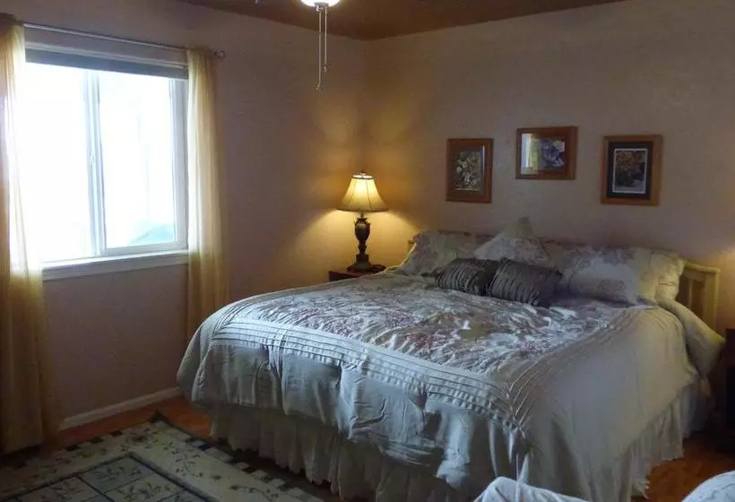 Hotelli Crane's Rest B&b