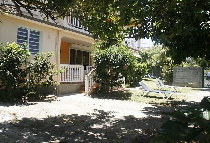 هتل Fanélie Location