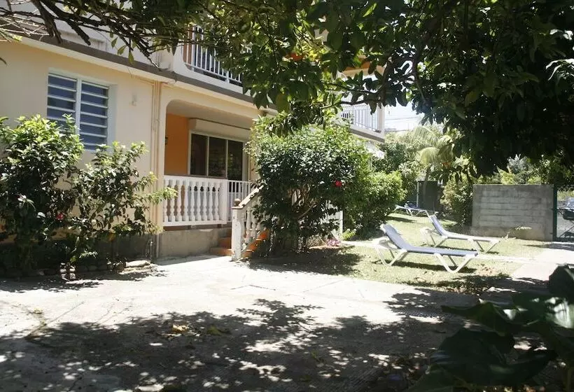 هتل Fanélie Location