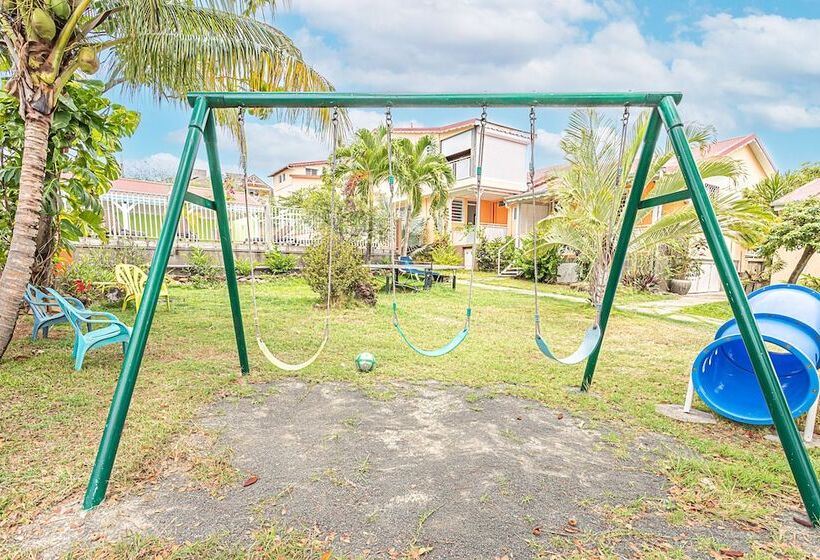 هتل Fanélie Location