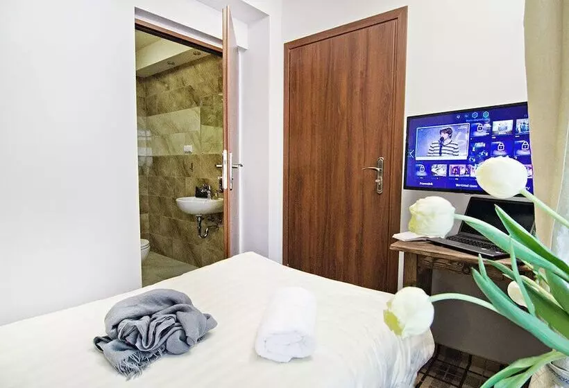 هتل Five Stars Bed&breakfast