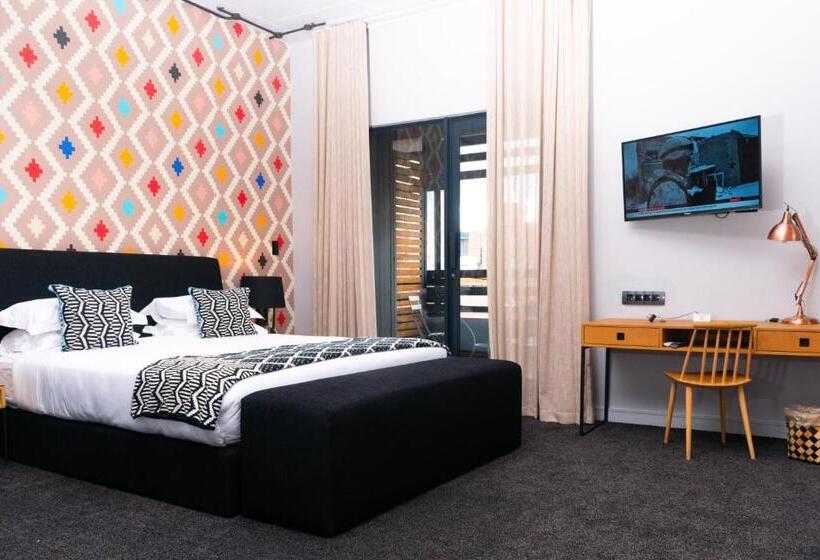 Hallmark Hotel By Bon Hotels