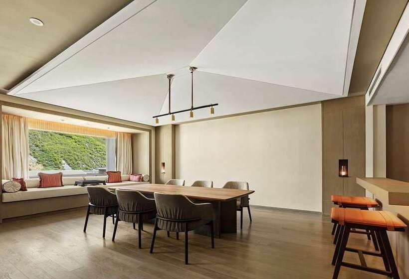 Otel Hilton Jiuzhaigou Resort