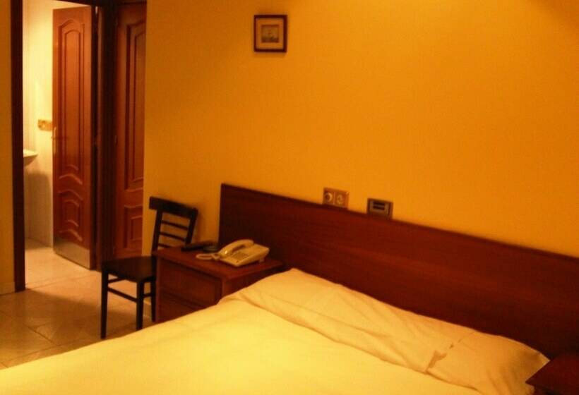 호텔 Hostal Socaire