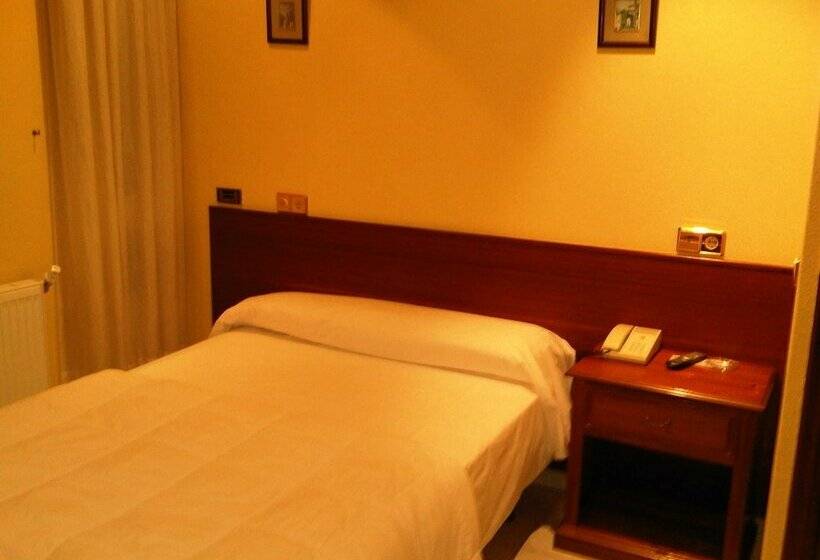 호텔 Hostal Socaire