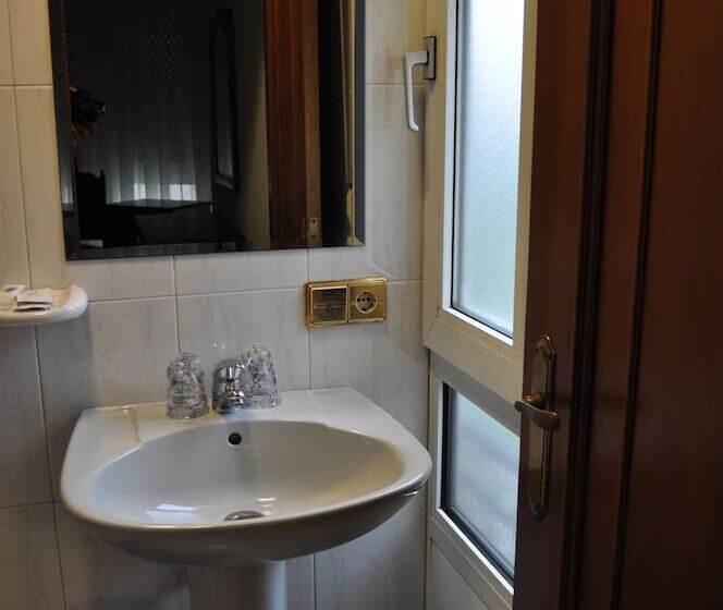 호텔 Hostal Socaire