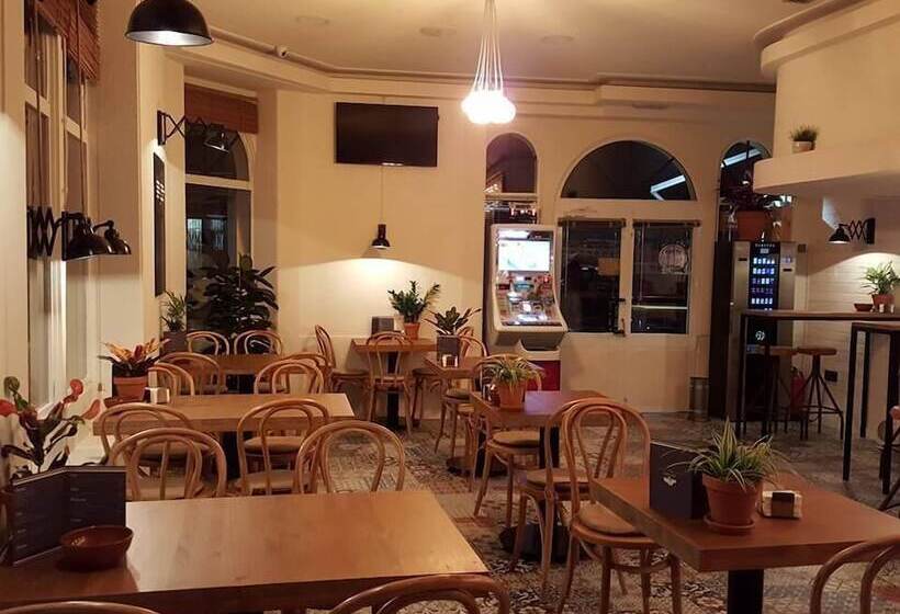 호텔 Hostal Socaire