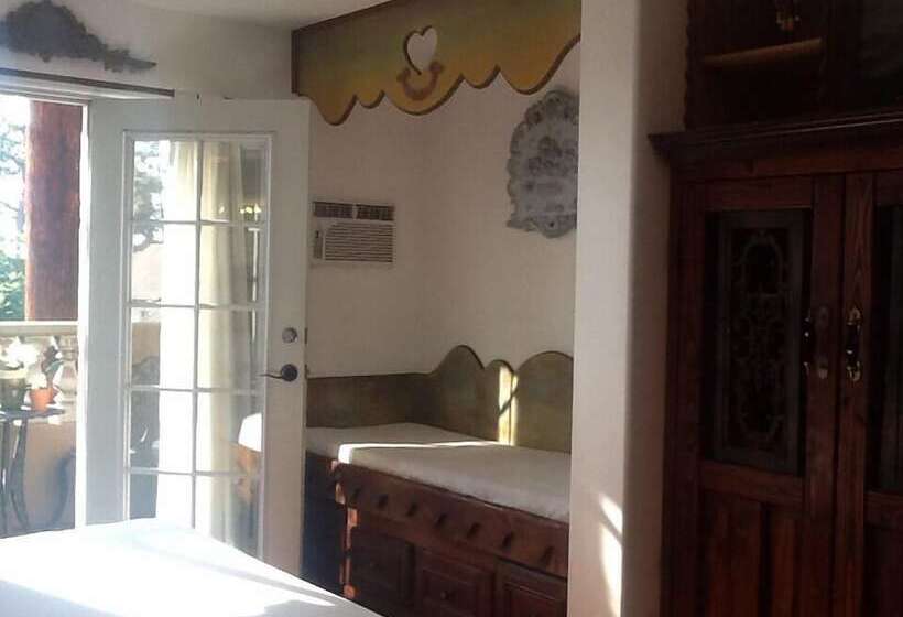 ホテル Secret Garden Inn