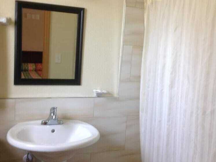 酒店 Sunshine Inn Of Daytona Beach