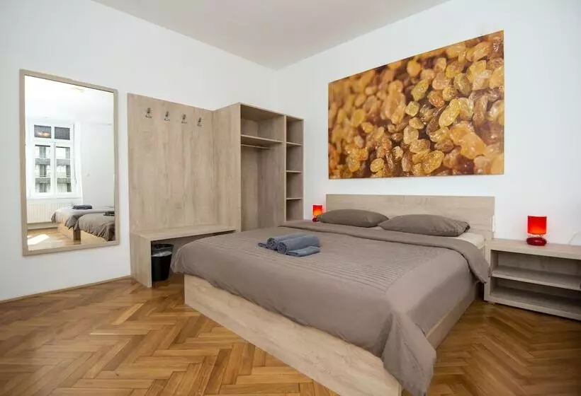 هتل Viva Rooms