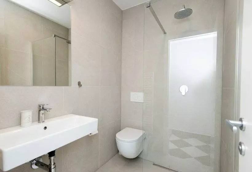 هتل Viva Rooms