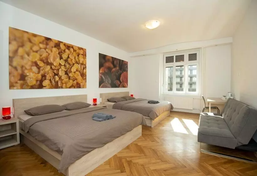 هتل Viva Rooms