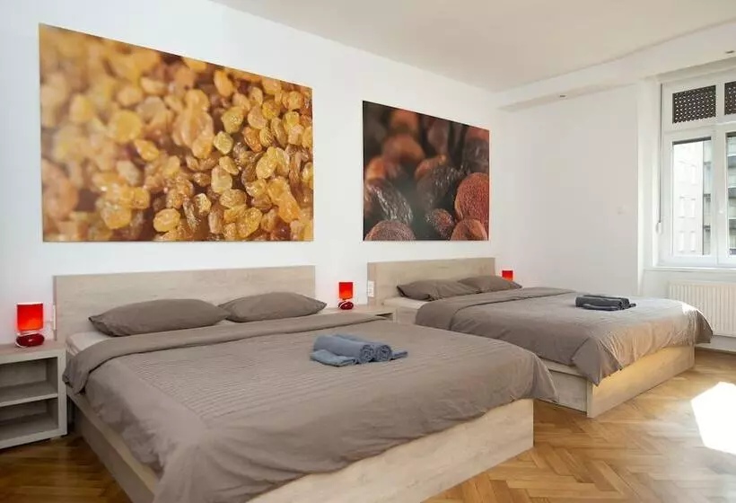 هتل Viva Rooms