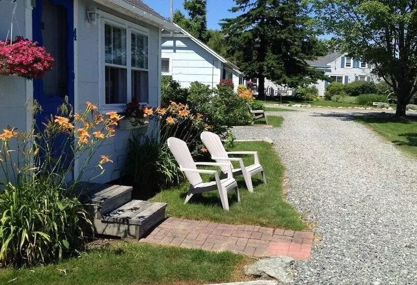 Isleview Motel And Cottages