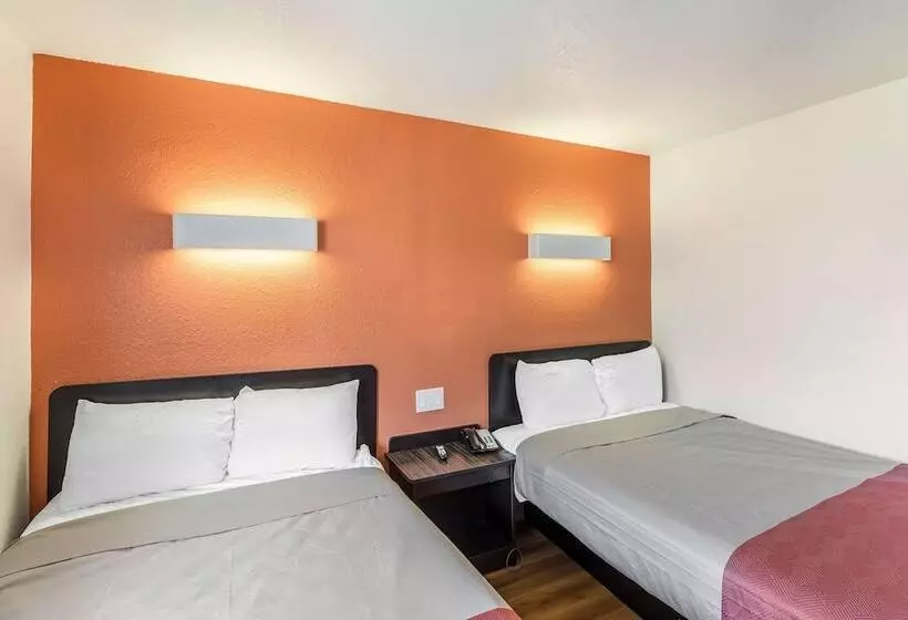 Motel 6 Dallas, Tx  South