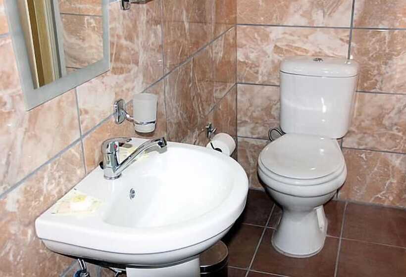 بنسيون Airport Bed And Breakfast