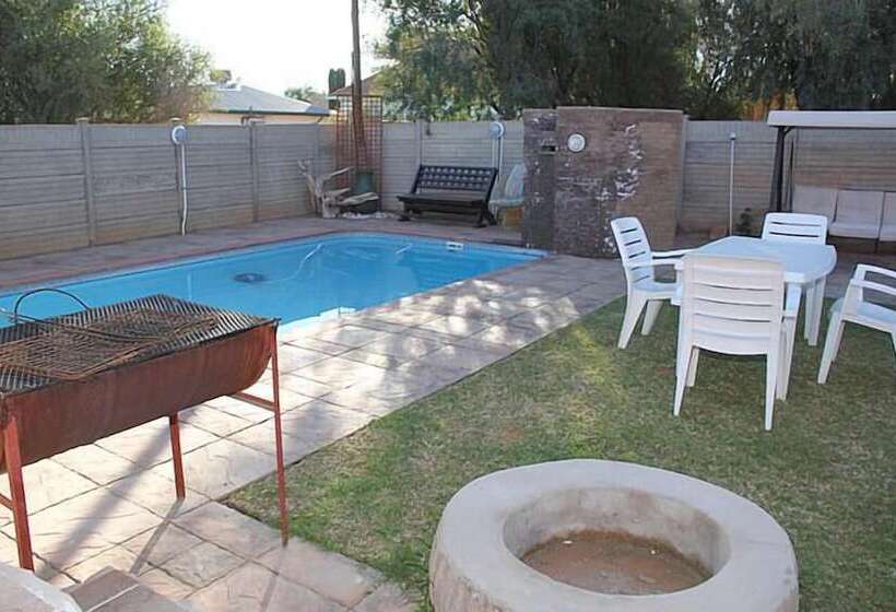 بنسيون Airport Bed And Breakfast