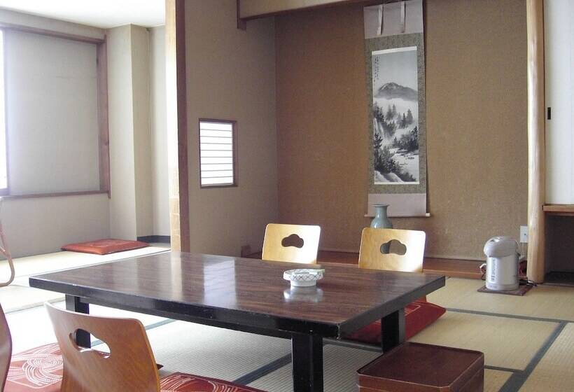 ريوكان Highland Hotel Sansou