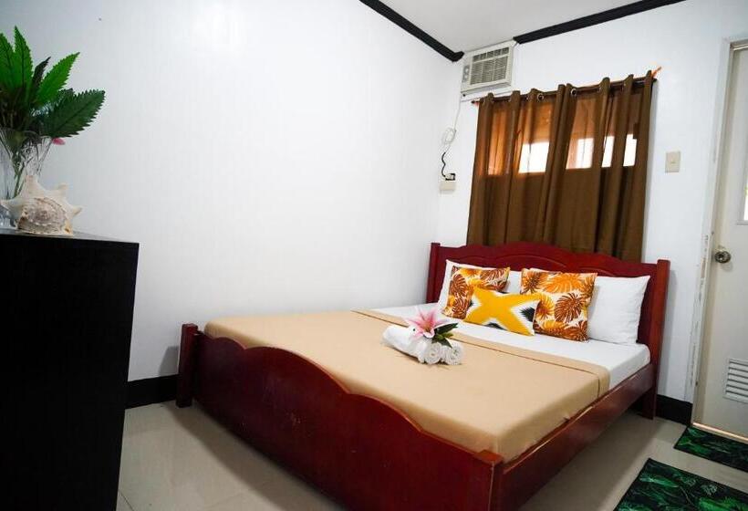 تختخواب و صبحانه Amparo S Tourist Inn   Coron