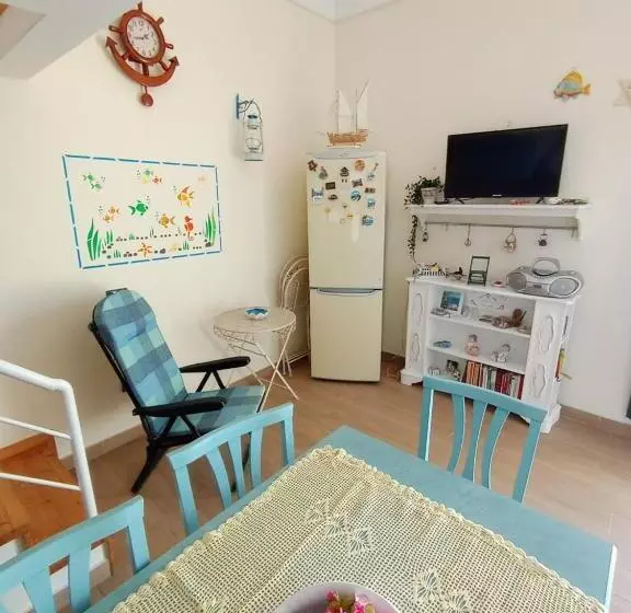 تختخواب و صبحانه Lo Scrigno Sul Mare