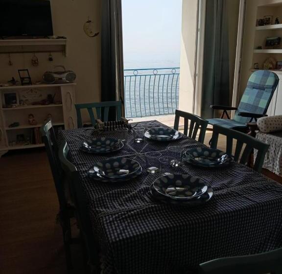 Bed and Breakfast Lo Scrigno Sul Mare