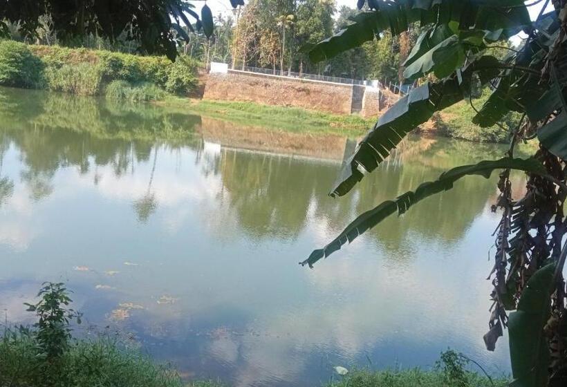 مبيت وإفطار Velloor Homes