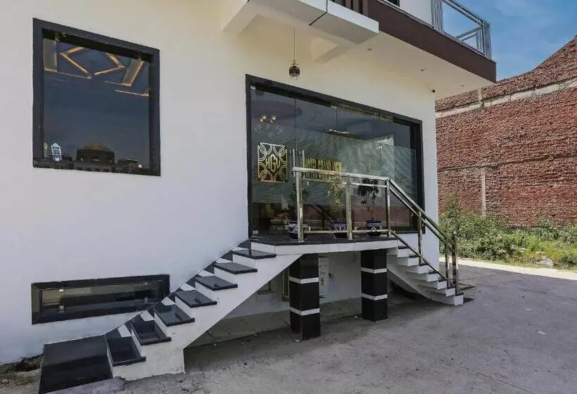 Collection O Hotel Melrose